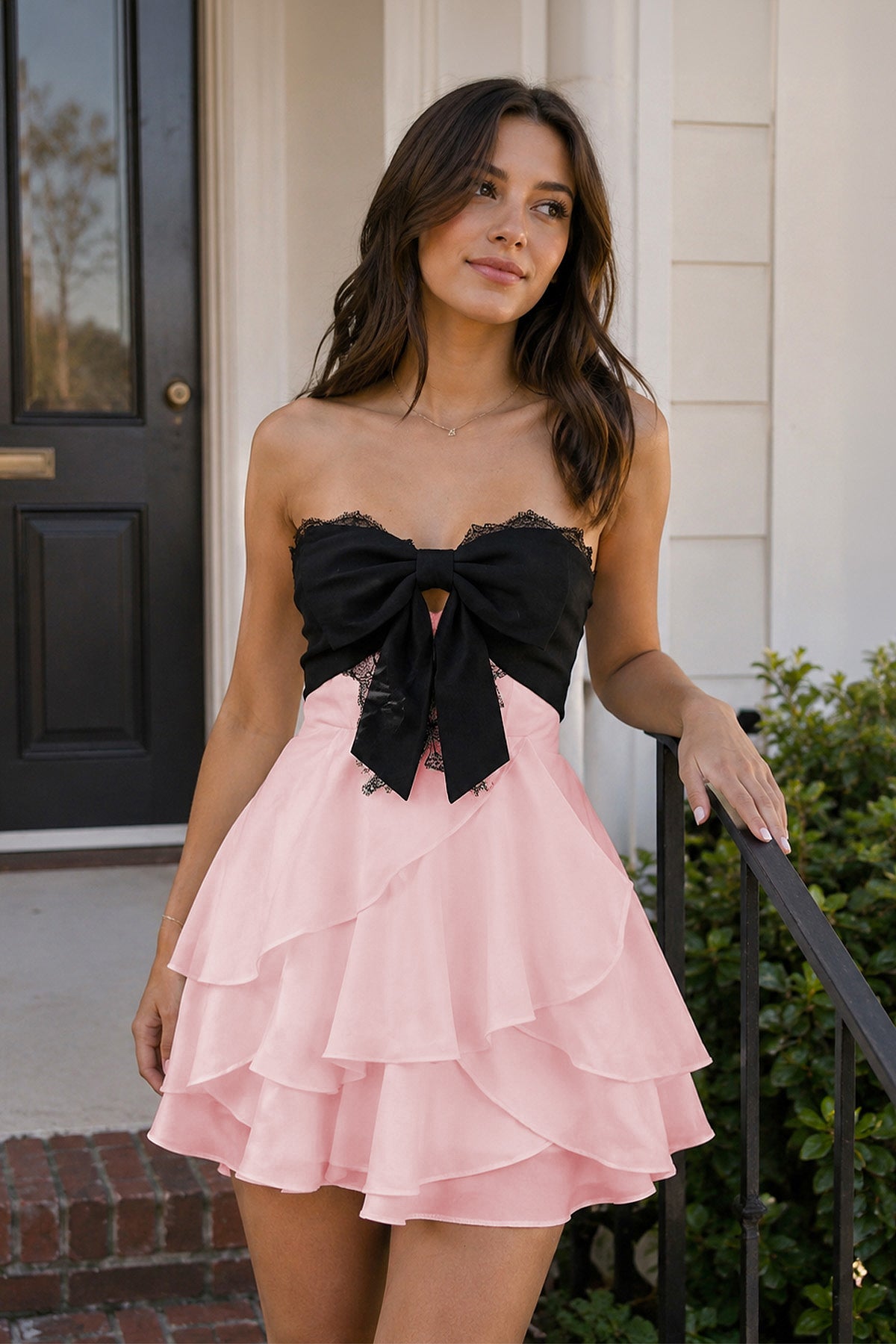 White Black Sweetheart A-Line Ruffled Chiffon Homecoming Dress with Bow